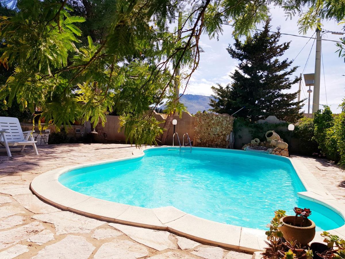 Villa Alba Valderice Exterior photo